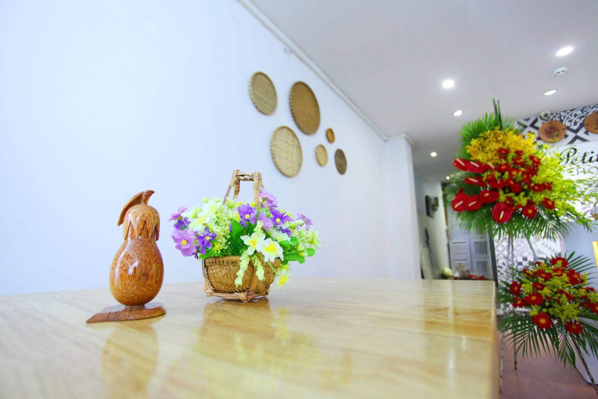 Madam Cuc Hotel Ho Chi Minh City Exterior photo