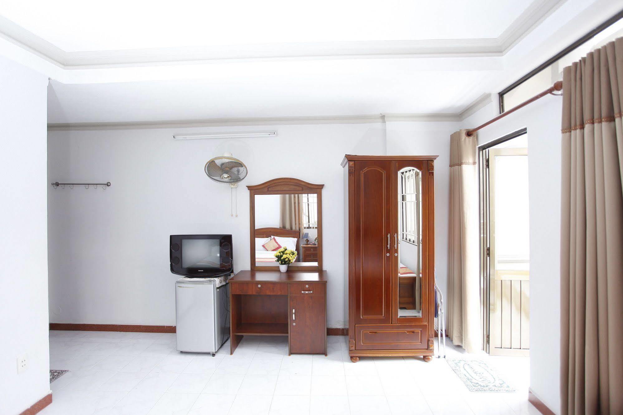 Madam Cuc Hotel Ho Chi Minh City Exterior photo